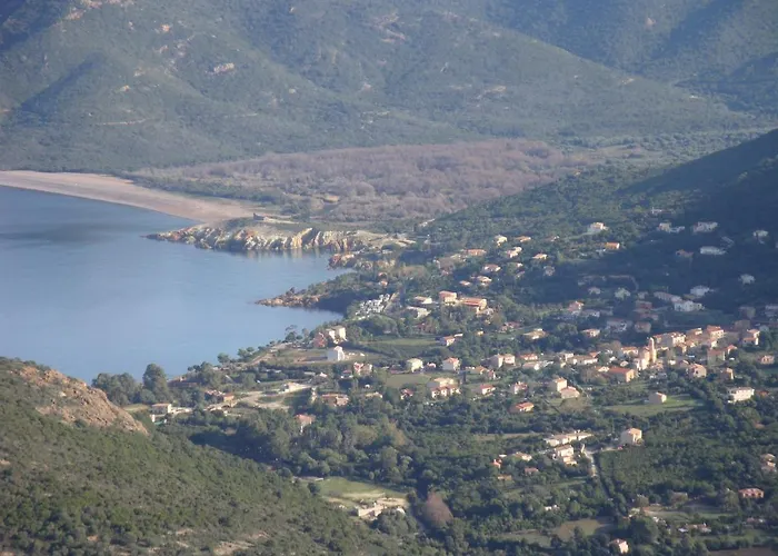 费耶蒂马基亚酒店