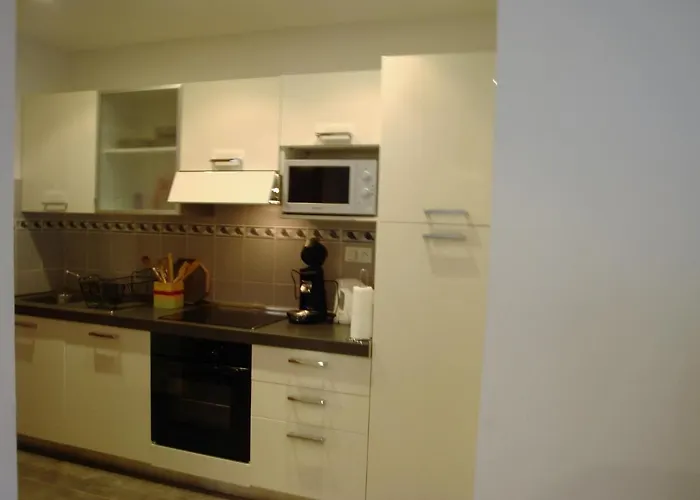 费耶蒂马基亚酒店 *