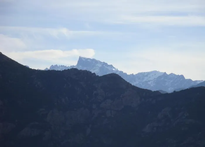 费耶蒂马基亚酒店
